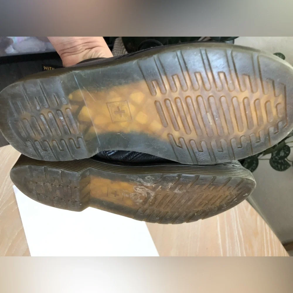 Dr. Martens|Girls size 3 black combat boots with side zip,1460J•••Used condition